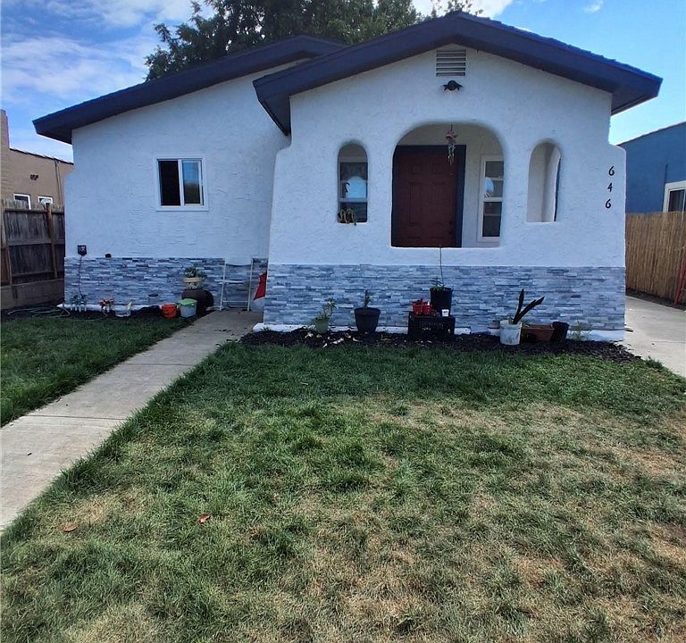 1st image of 646 W 99th St