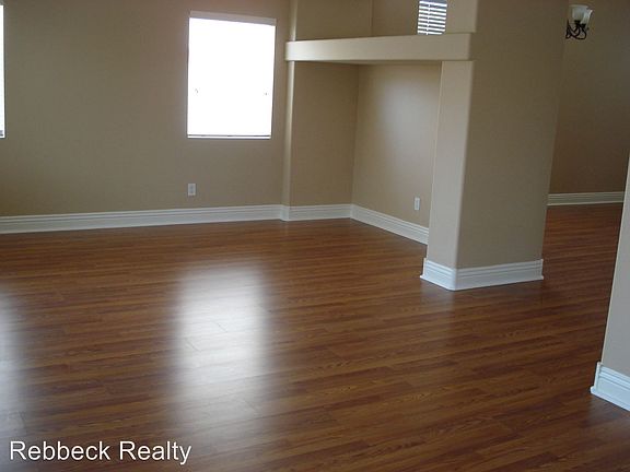 4th image of 3718 Nestled Oak Ave