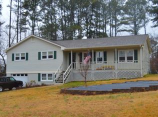 2050 Skyhawk Ln, Acworth, GA 30102