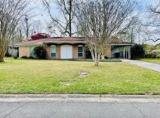 1230 Stemwood Dr, Picayune, MS 39466