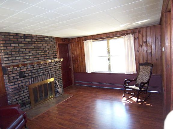 4th image of 14 Bayview St E