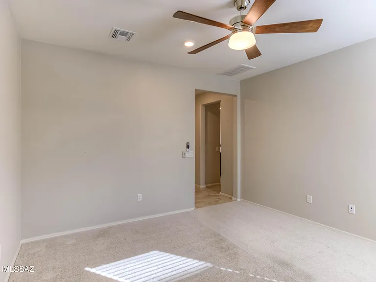 8804 E Stone Meadow Cir — Photo 37