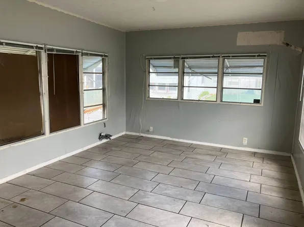204 Mars Ave #29, Winter Haven, FL 33884