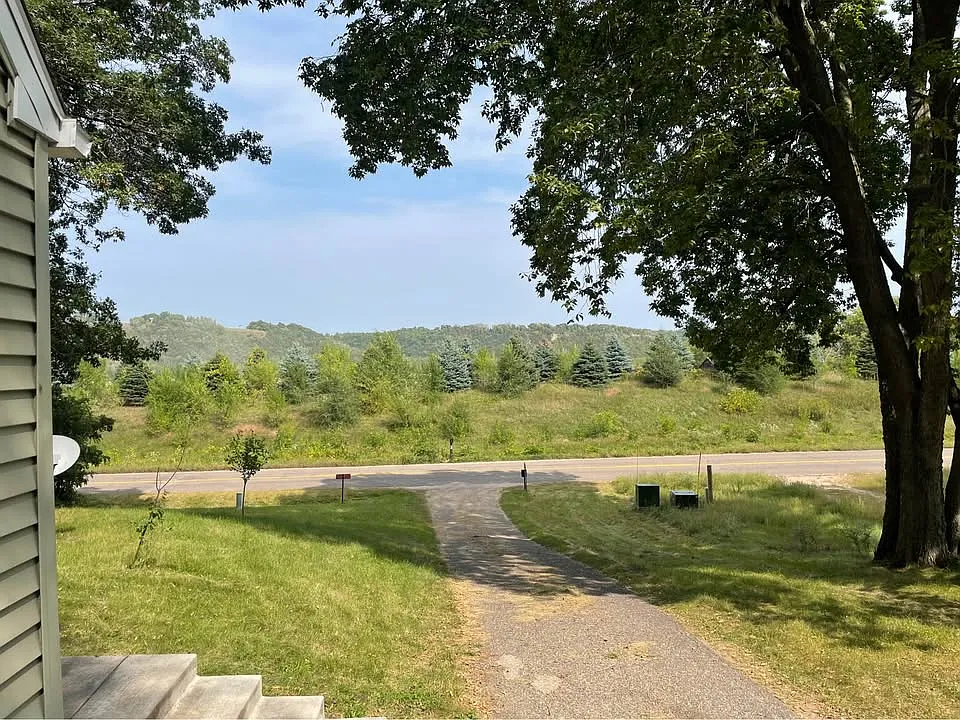 2 bed, 630 sqft, $1,250 — Photo 4