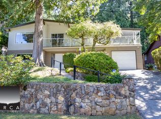 2242 Hyannis Dr, North Vancouver, BC V7H2E6