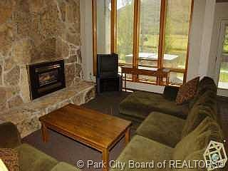 5th image of 1620 Deer Valley Dr N #1620