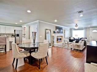 612 Royal Ln, Bentonville, AR 72712