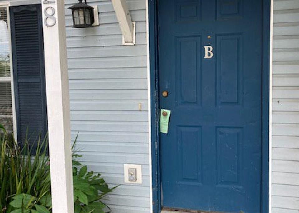 1st image of 1328 Hancock St APT B