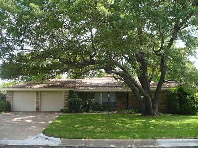 1st image of 3113 Phoenix Dr