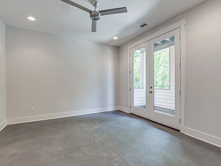 120 Marie St — Photo 6