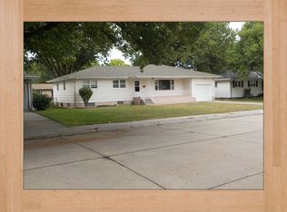110 E 22nd St, Grand Island, NE 68801