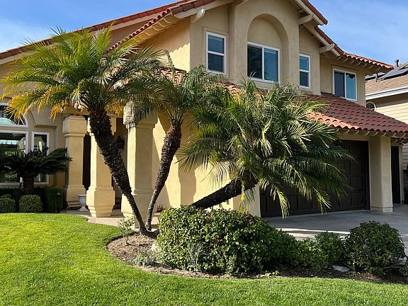 View of the front of the home