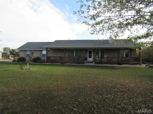 1587 S Old Highway 66, Bourbon, MO 65441