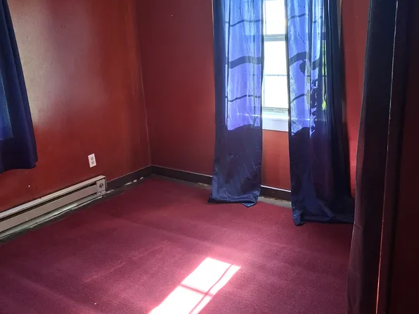 162 Virginia St #B, Oak Hill, WV 25901