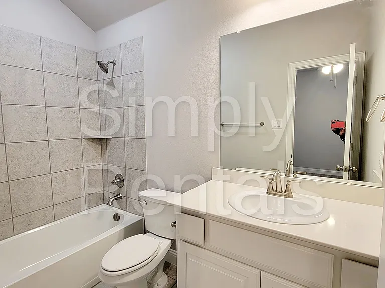1417 Brindle Dr — Photo 14