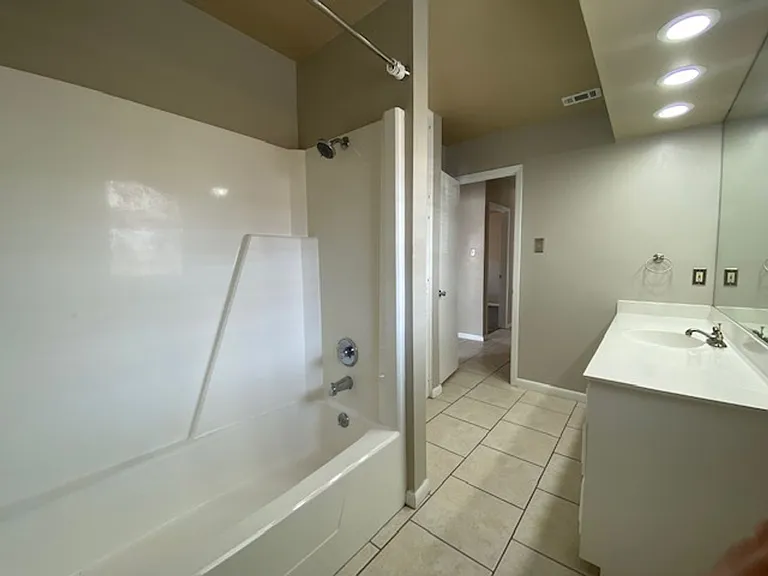 14126 Atascadera Ave — Photo 26