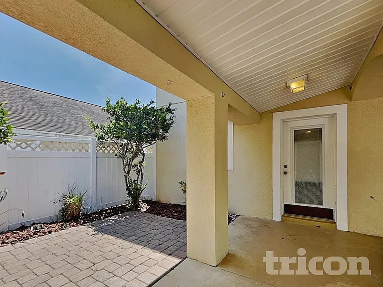 33314 Portal Dr — Photo 16