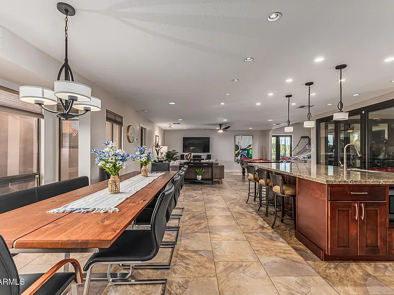 5821 E Cactus Rd — Photo 29