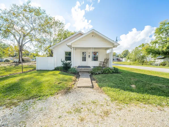 2901 S Pershing Dr, Muncie, IN 47302