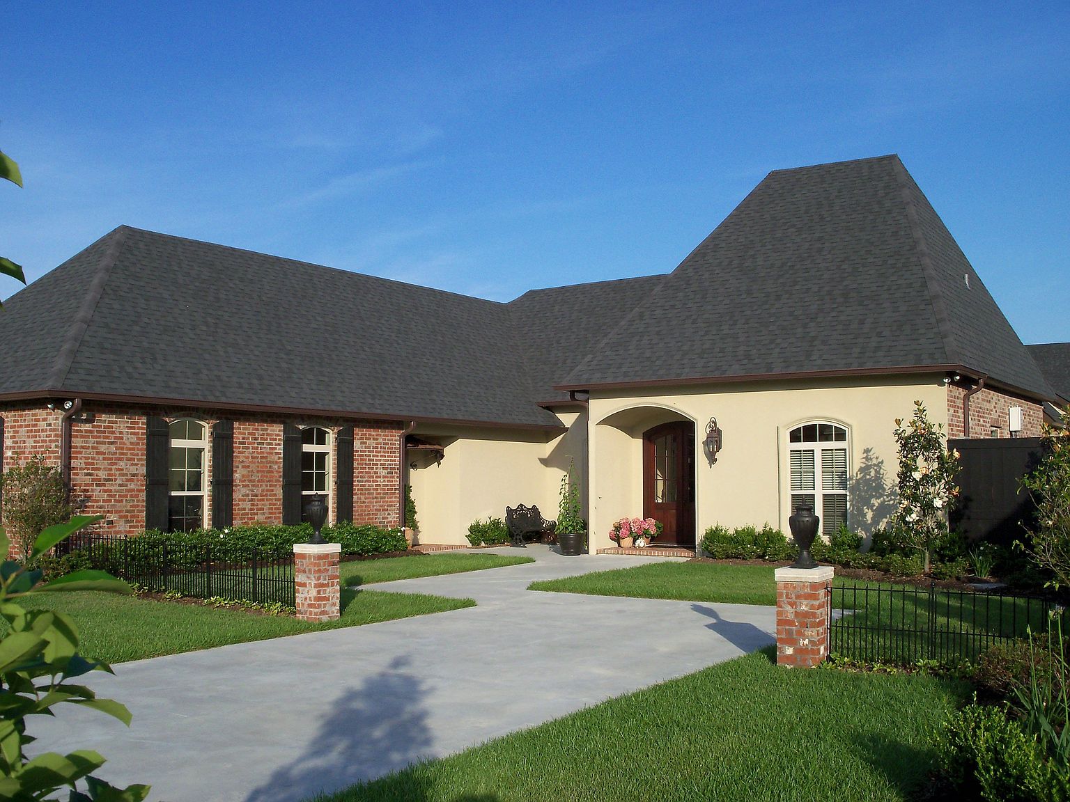 374 Sugarwood Blvd, Houma, LA 70360 Zillow