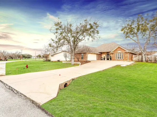 5226 Fairway Cir, Granbury, TX 76049
