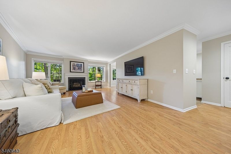 1st image of 163 Terrace Dr