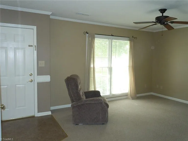 4007 Sourgum Ct — Photo 5