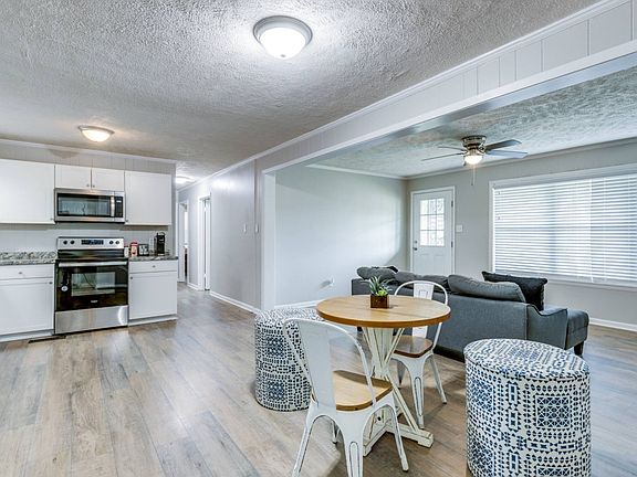 3rd image of 1135 Michael Ln