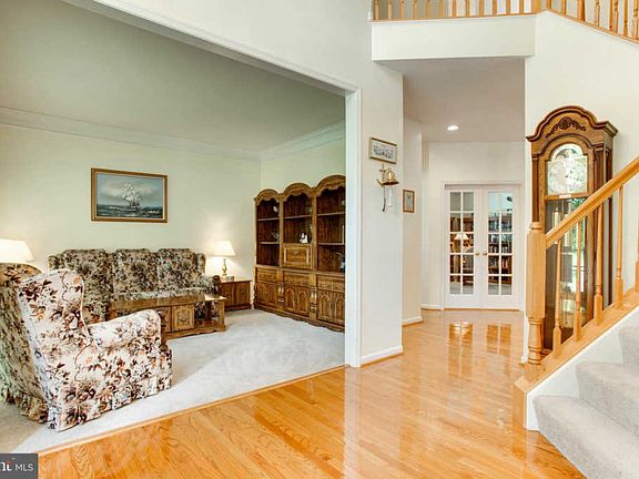 4th image of 10517 Moonglow Ct
