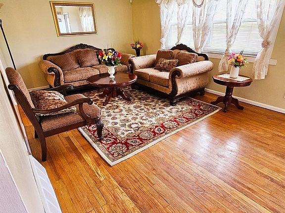 5th image of 5550 Goldenrod Dr