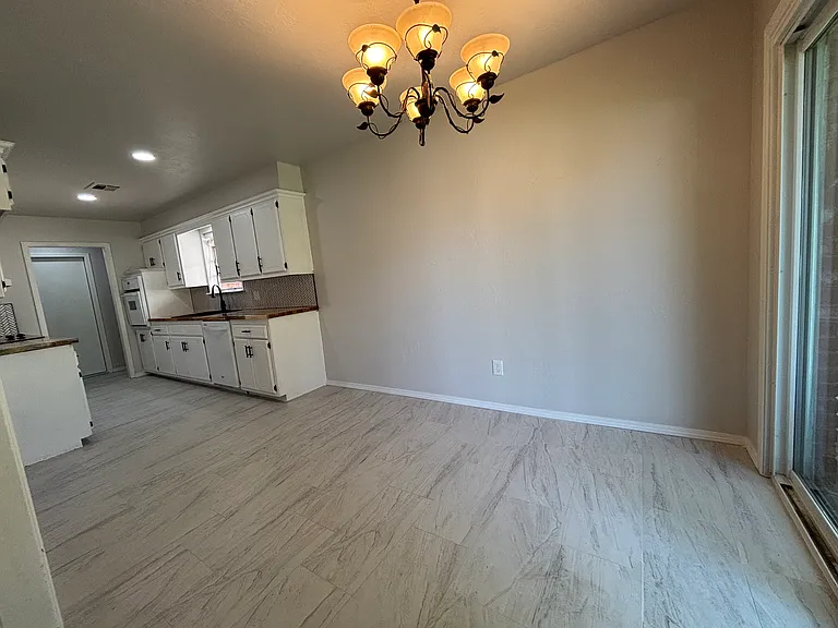 1716 N Fordson Ave — Photo 10
