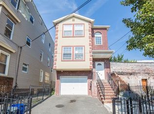411 Jelliff Ave, Newark, NJ 07112