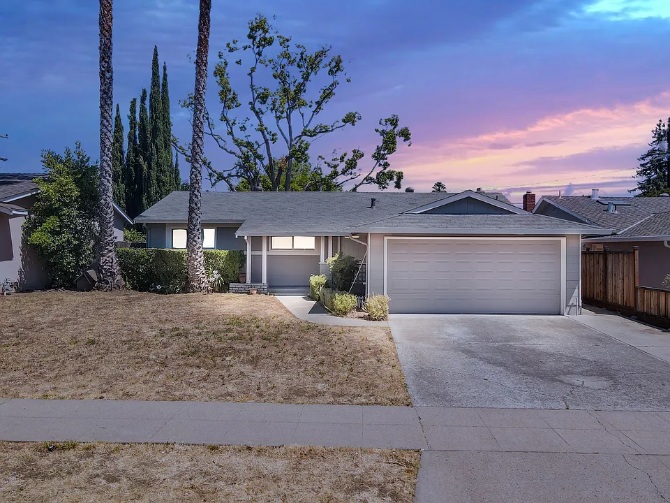 4483 Alex Dr