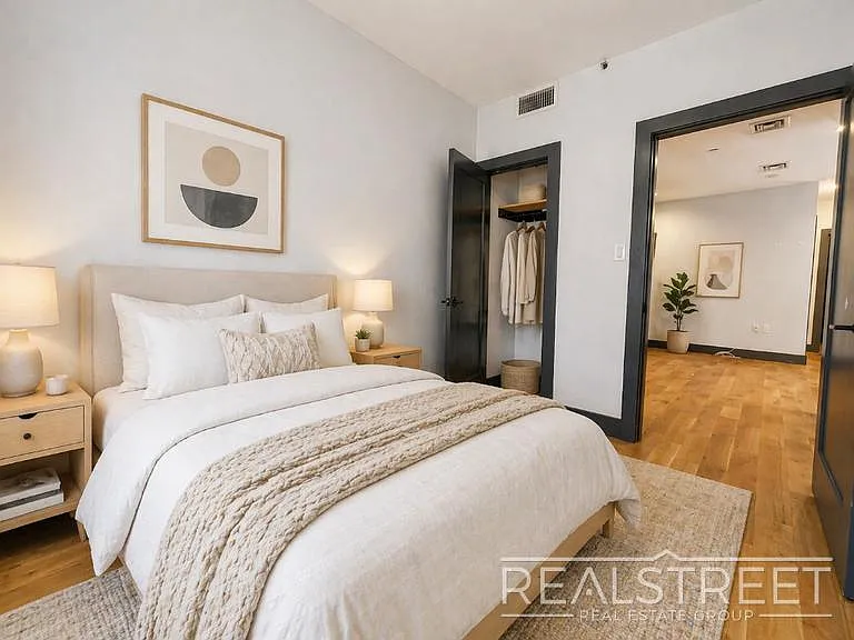 1322 Prospect Ave #1D — Photo 10