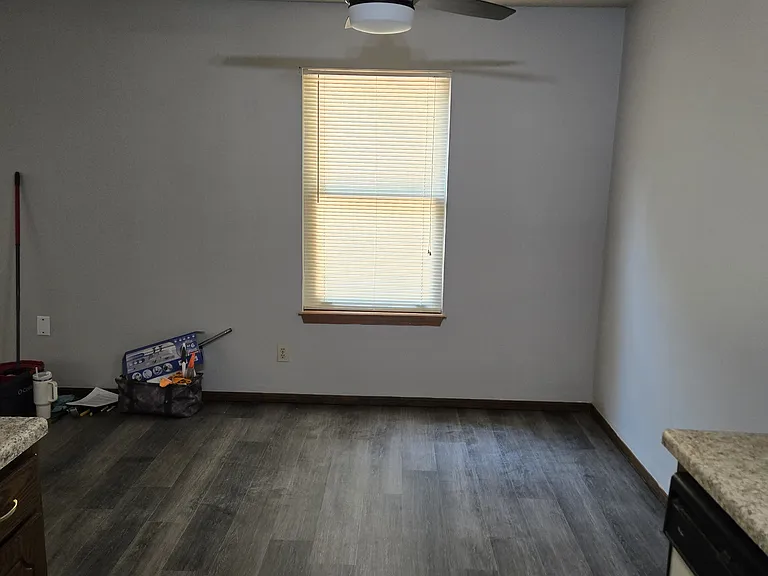 3318 E 4th Ave — Photo 5