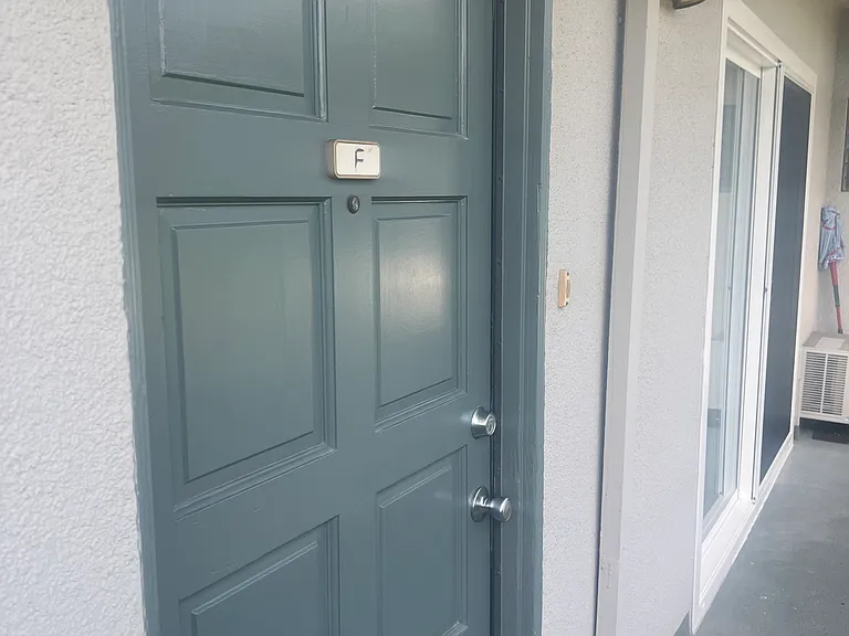 601 N Stoneman Ave #F — Photo 2
