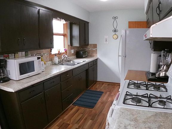 Updated kitchen with dishwasher.