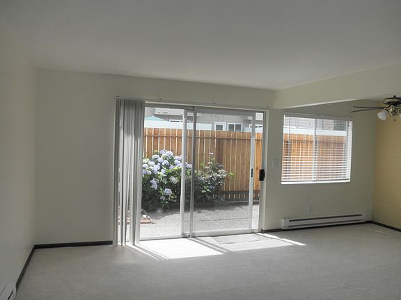 3rd image of 4509 147th Ave SE #306