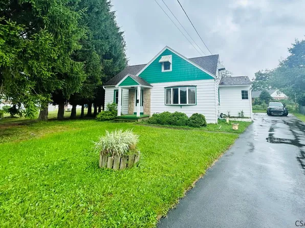 1538 Mary Dr, Johnstown, PA 15905