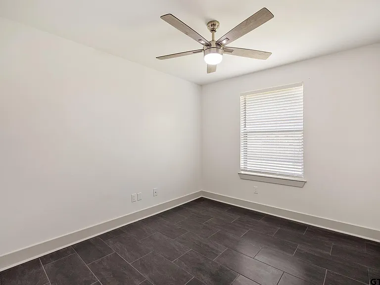 7343 Rockpoint Ln — Photo 23