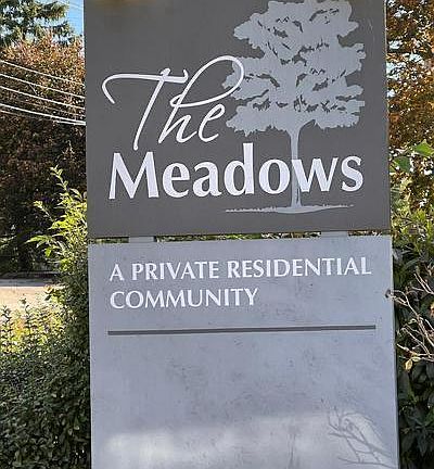 2nd image of 629 Meadowview Ln #629