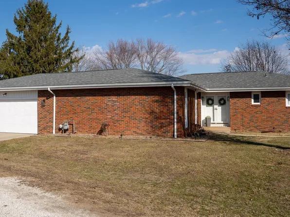 509 Juniper Dr, Petersburg, IL 62675