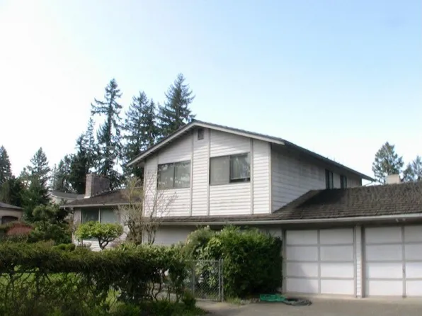 2501 98th Ave NE, Clyde Hill, WA 98004