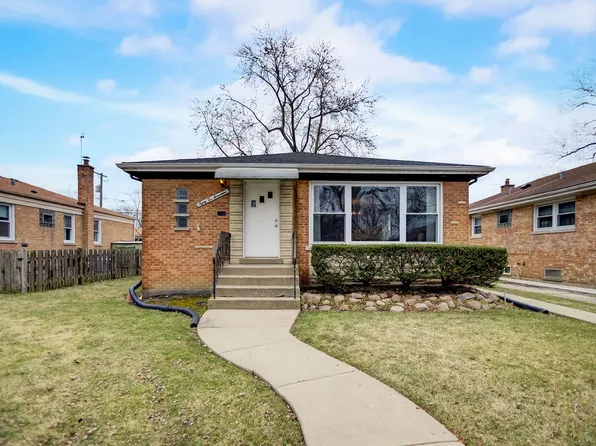 8217 Monticello Ave, Skokie, IL 60076