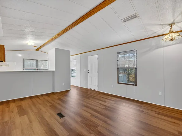 491 Chapman Rd #42, Fountain Inn, SC 29644