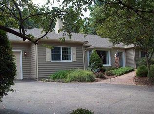 212 Okinawa Dr, New Castle, PA 16105