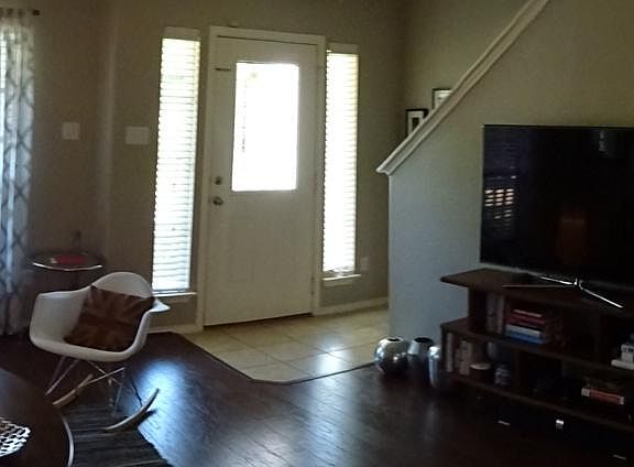 5th image of 811 Palo Duro Dr