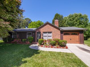 4531 Elm Field Ct, Charlotte, NC 28227
