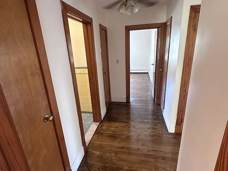 6914 Edgemont Rd #A — Photo 11