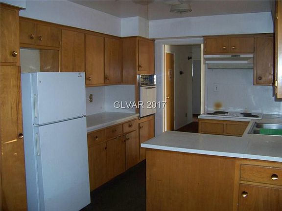 3rd image of 817 E St Louis Ave #0